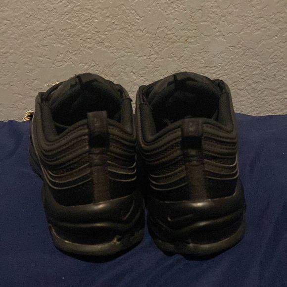 It doesn’t fit me anymore - Picture 3 of 3